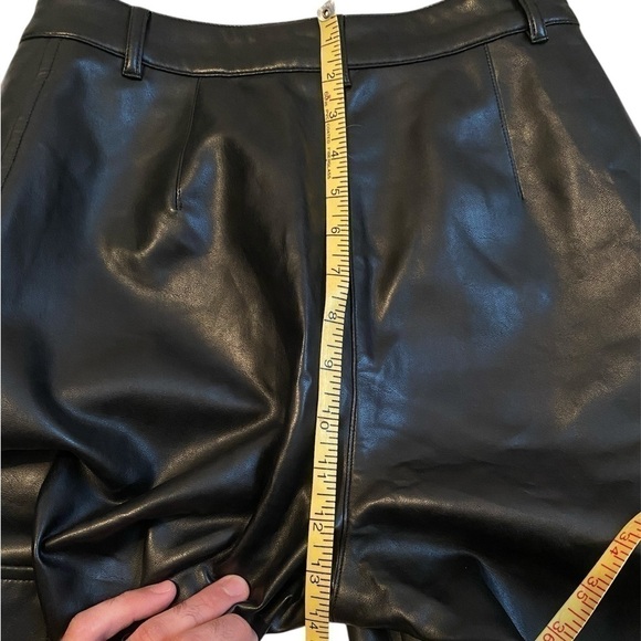 Wilfred Free Aritzia vegan leather cargo pants - Picture 10 of 13